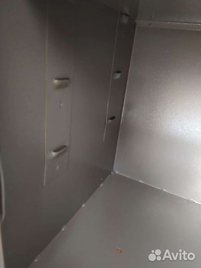 Сейф металлический