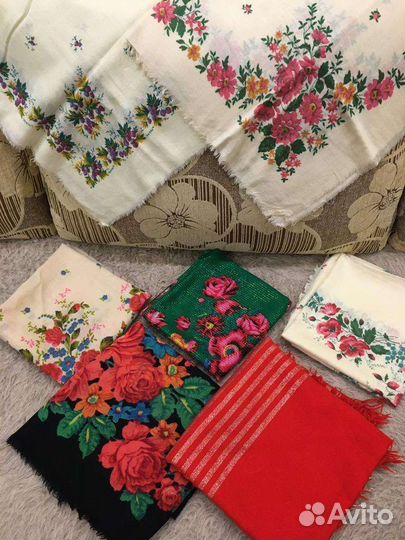 Платки и ткани