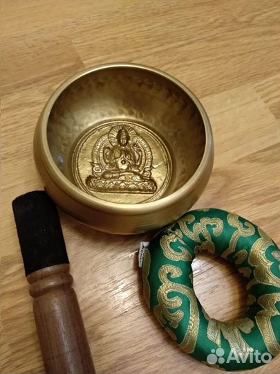 Поющая чаша