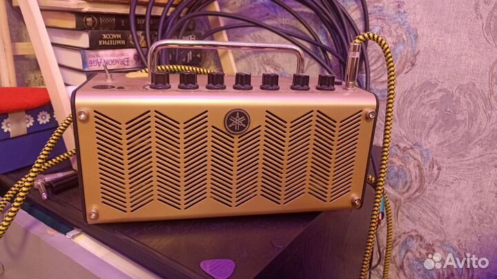 Гитарный комбоусилитель Yamaha THR5A+педаль Looper