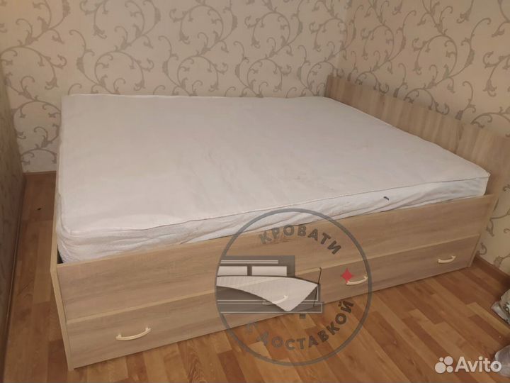 Кровать двуспальная