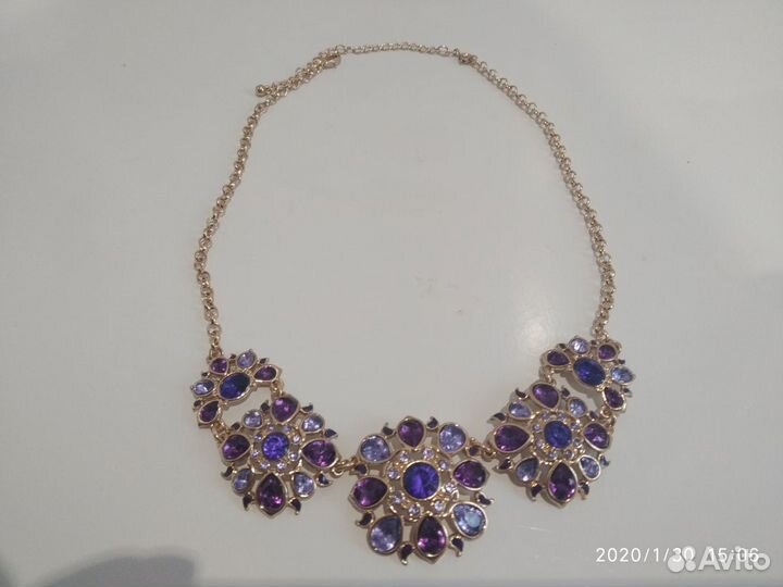 Колье новое avon