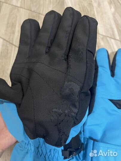 Горнолыжные перчатки