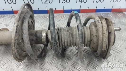 Стойка передняя левая toyota RAV 4 ZSA3 (KBE03K501