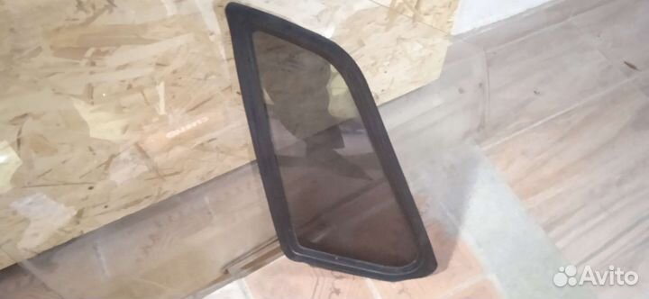Заднее стекло ваз 21099