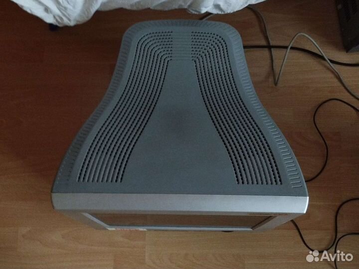 Монитор LG Flatron F700P