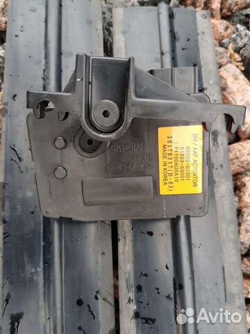 Сервопривод заслонок радиатора Genesis G80 2017