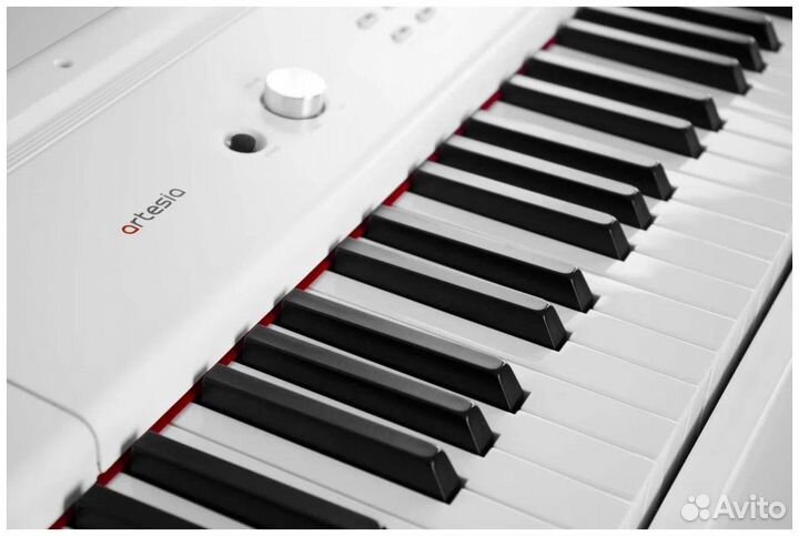 Цифровое пианино Artesia Performer белый