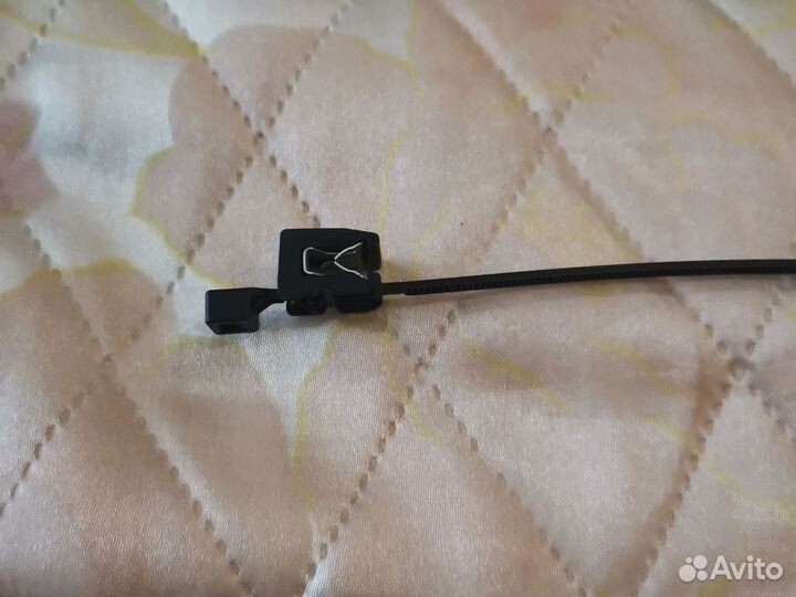 Стяжка кабельная, хомут