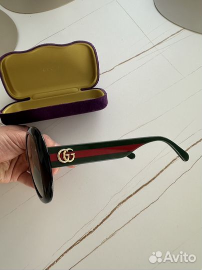 Солнцезащитные очки женские gucci