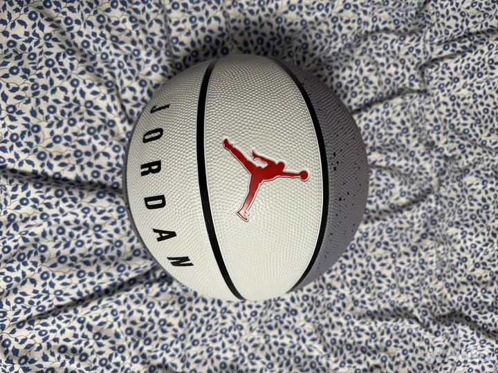 Баскетбольный мяч Jordan