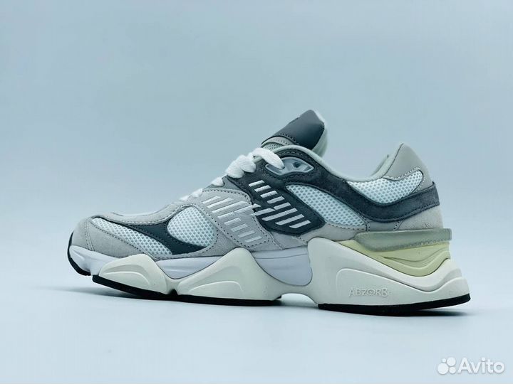 New balance 9060 светло-серые разм. 41