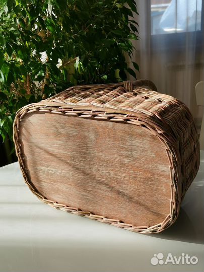 Корзина плетеная большая