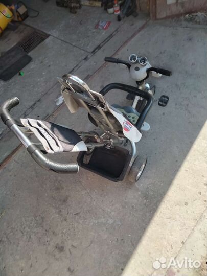 Детский трехколесный велосипед бу