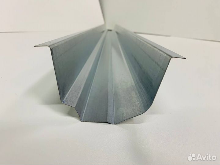 Пороги Toyota Crown 140