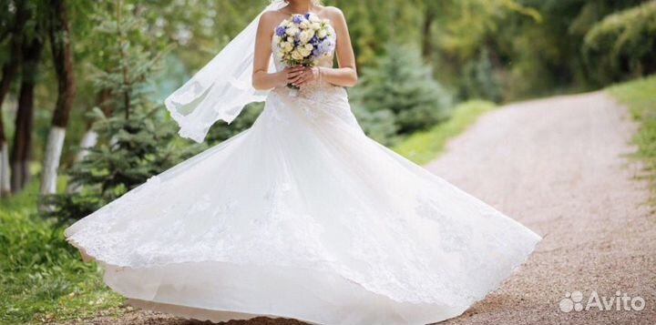 Платье свадебное