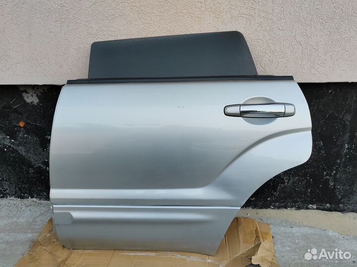 Левая задняя дверь Subaru Forester 2 (SG) - 01G