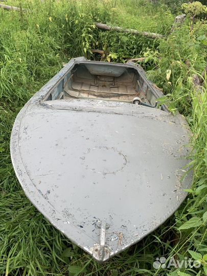 Продам лодку Обь 1