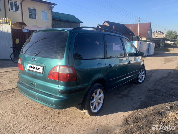 Ford Galaxy 2.3 AT, 2000, 300 000 км