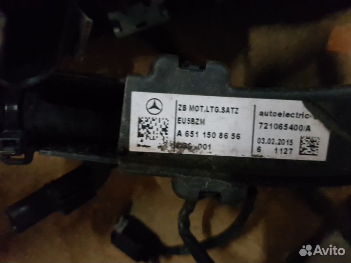 Проводка двигателя Mercedes Sprinter 906 OM 651