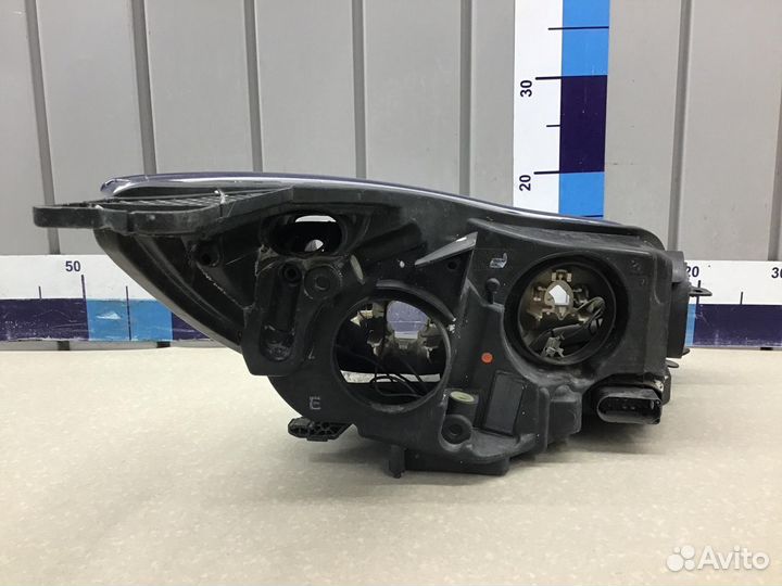 Фара левая Ford Focus III 2011