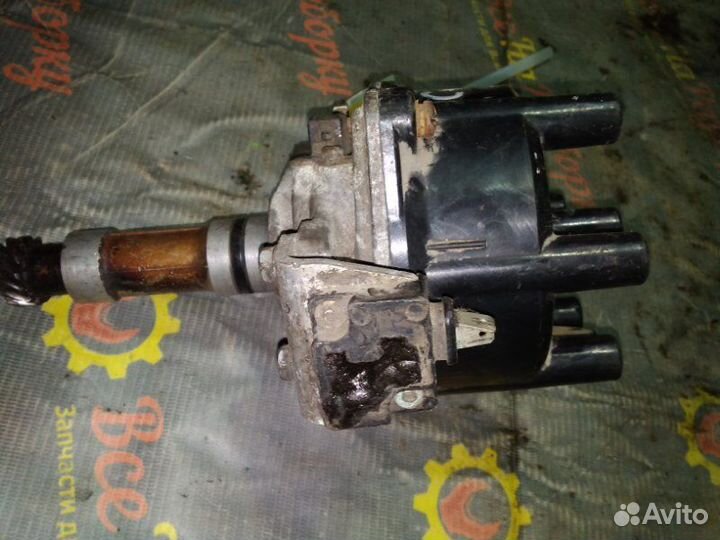 Трамблер Nissan Cefiro