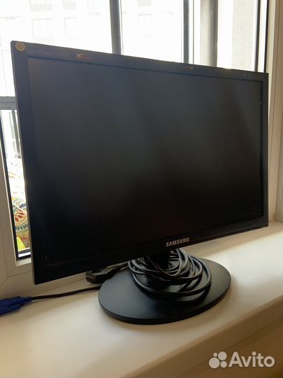 Монитор Samsung e1920