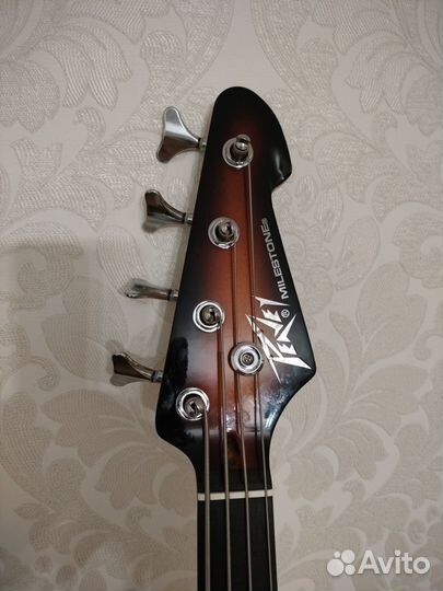 Басгитара peavey Milestone VBS