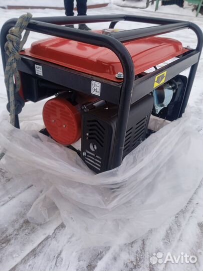 Генератор бензиновый 5 квт