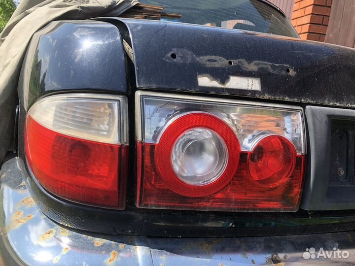 Фары задние