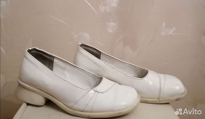 Туфли девичьи р-р 35