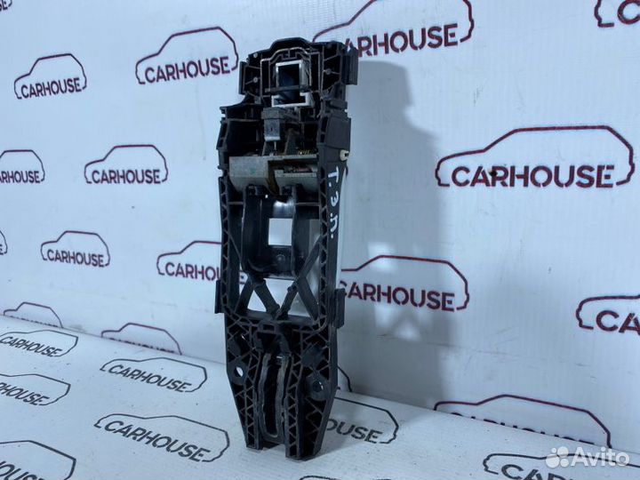 Ручка двери внешняя задняя правая Volkswagen