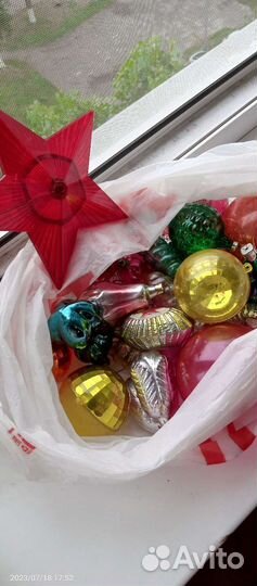 Игрушки ëлочные и гирлянды СССР