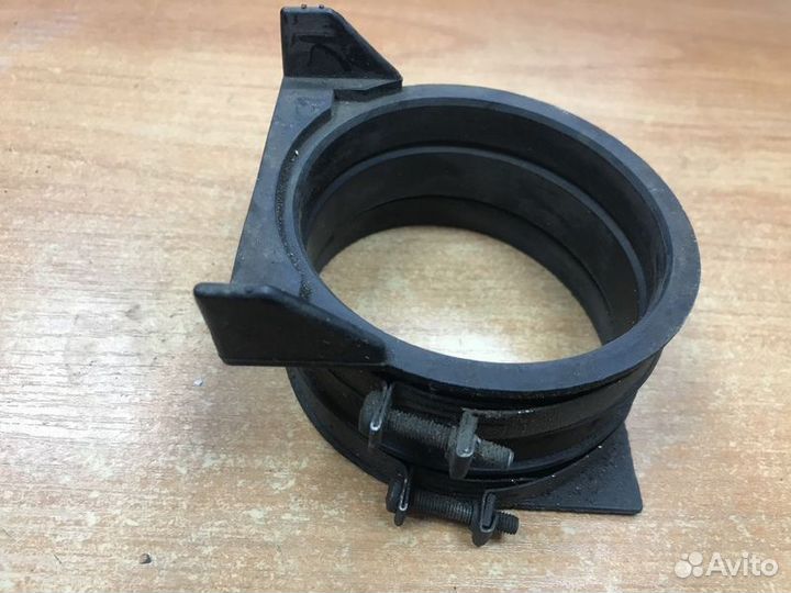 Патрубок воздушного фильтра Mercedes-Benz S-класс