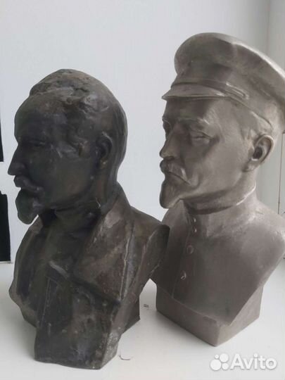 Бюст Ф.Э.Дзержинского