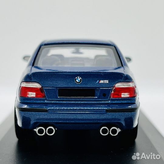 BMW M5 E39 2003 Solido 1:43