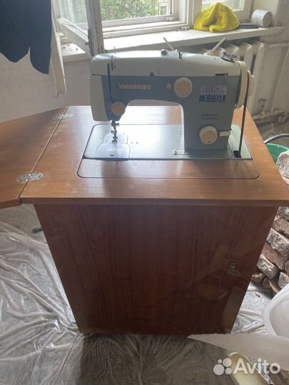 Швейная машинка veritas