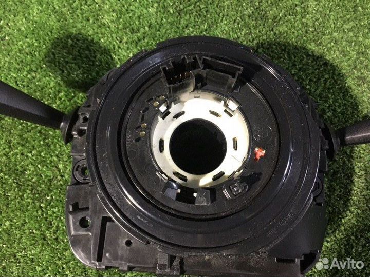 Коммутационный центр в рулевой колонке Bmw 320I