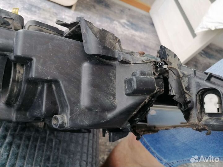 Фары peugeot 207