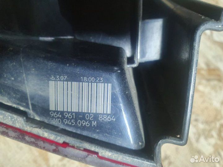 Фонарь задний правый Volkswagen Golf plus 1.6 BLP