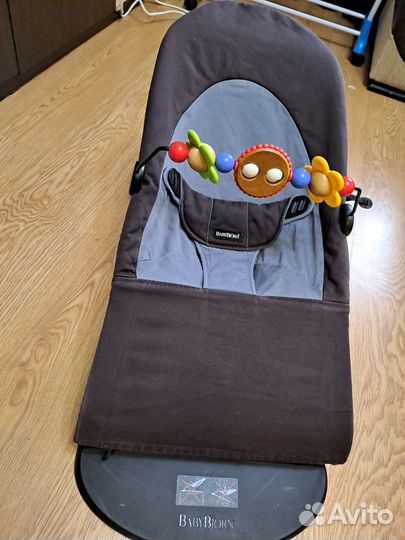 Шезлонг babybjorn