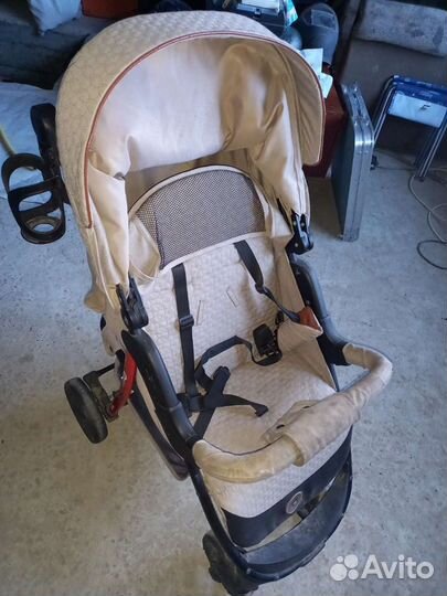 Прогулочная коляска