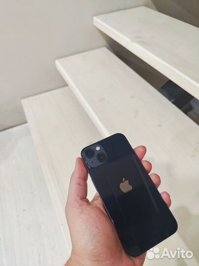 iPhone 13
