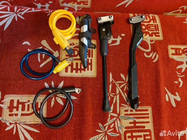 Велонасос, подножки, тросики противоугонные