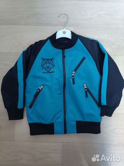 Ветровка, куртка