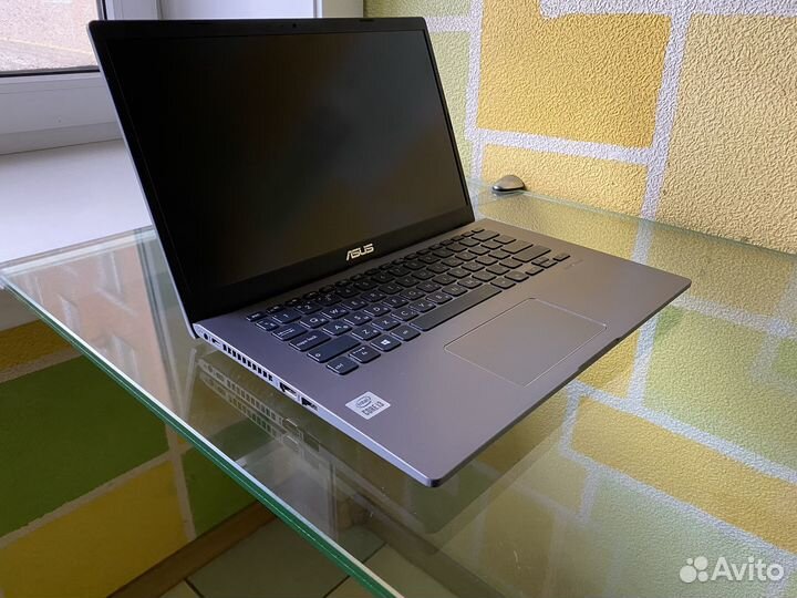 Asus Laptop 14 / Core i3 10th gen / 8Gb / NVMe