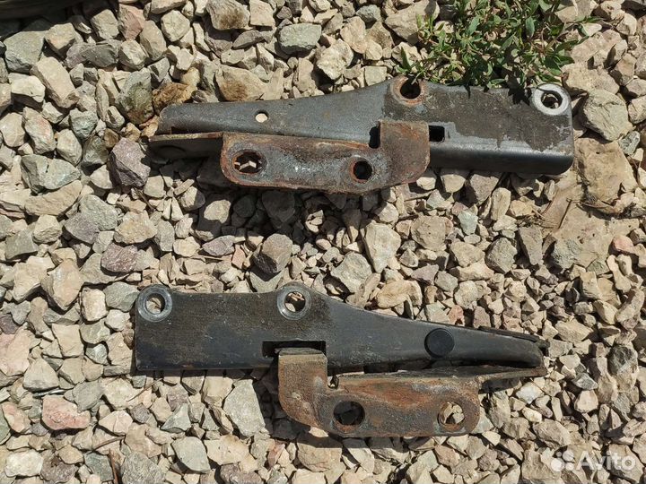 Петли крышки капота Ниссан Санни у10 универсал