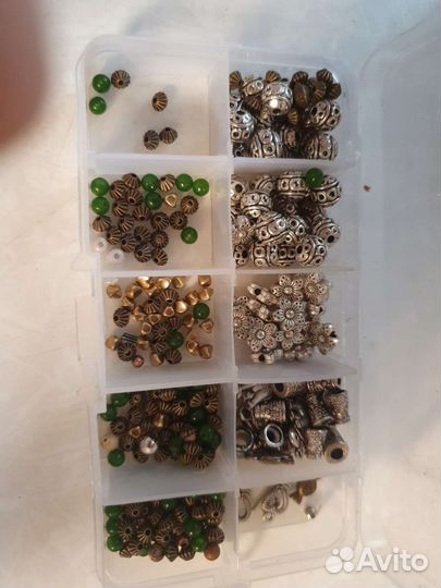 Бусины, кабашоны