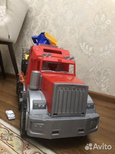 Трактор экскаватор