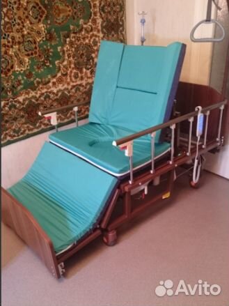 Функциональная кровать для лежачих больных MET rew